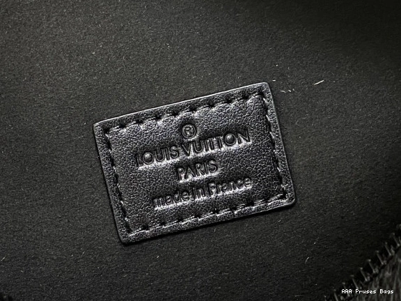 AAA Replica Ru LOUIS Side Trunk VUITTON PM-21*14*6CM 0819